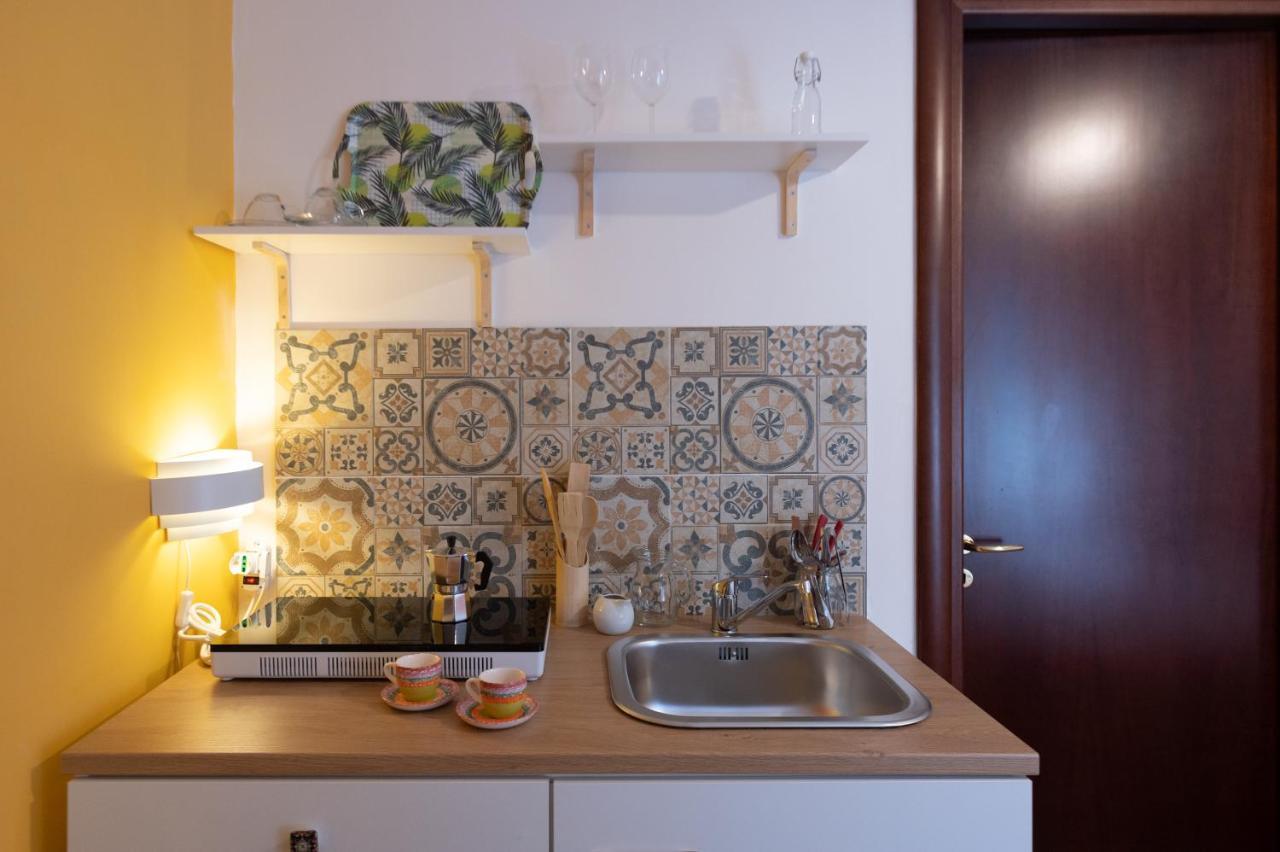 Antico Casale - Camere Con Angolo Cottura アグローポリ エクステリア 写真