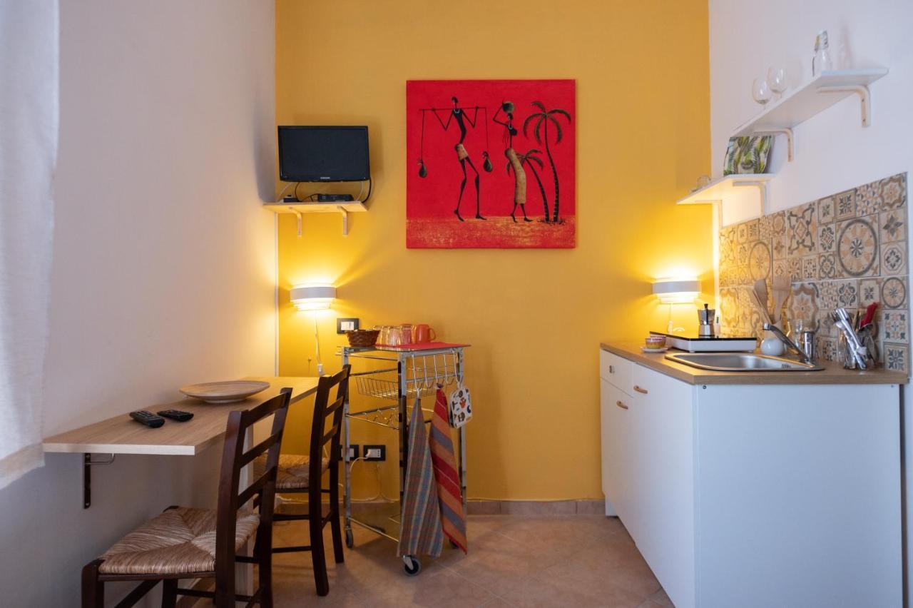 Antico Casale - Camere Con Angolo Cottura アグローポリ エクステリア 写真