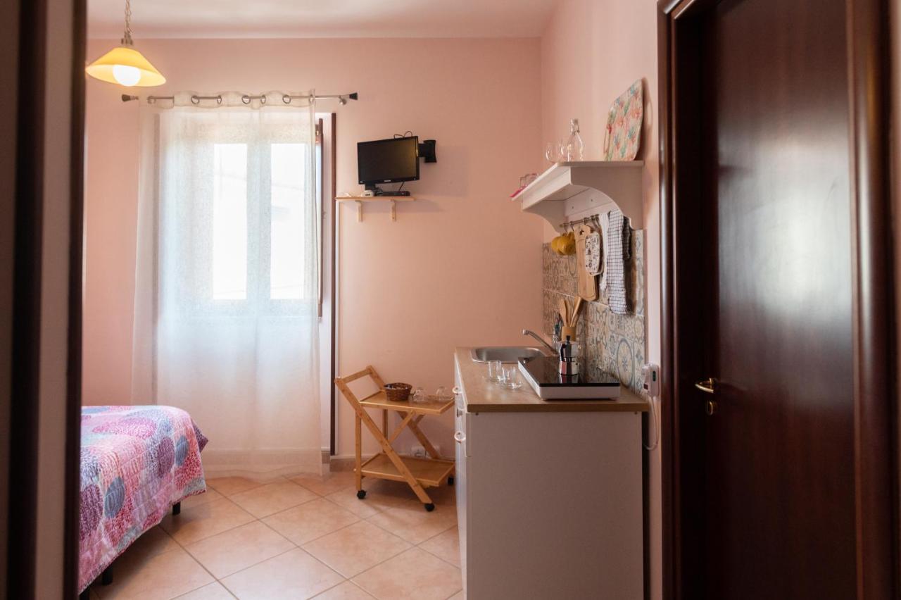 Antico Casale - Camere Con Angolo Cottura アグローポリ エクステリア 写真