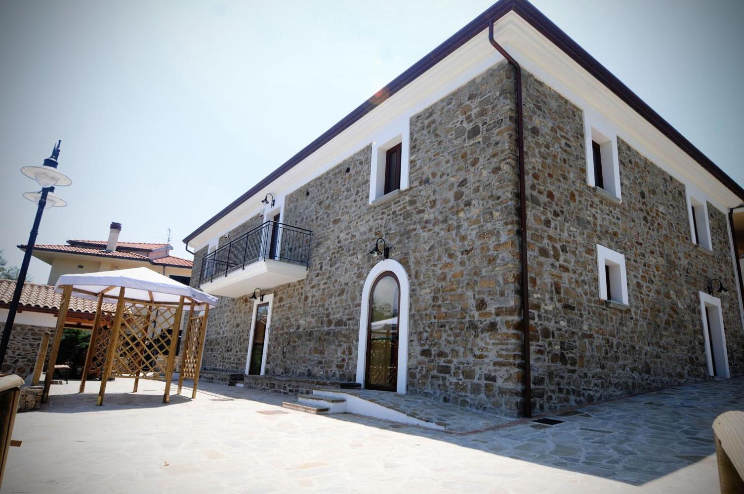 Antico Casale - Camere Con Angolo Cottura アグローポリ エクステリア 写真